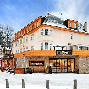 1920 Hotel