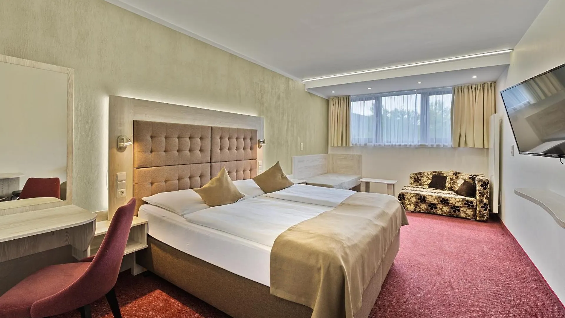 Hotel Astra Spindleruv Mlyn 4*,
